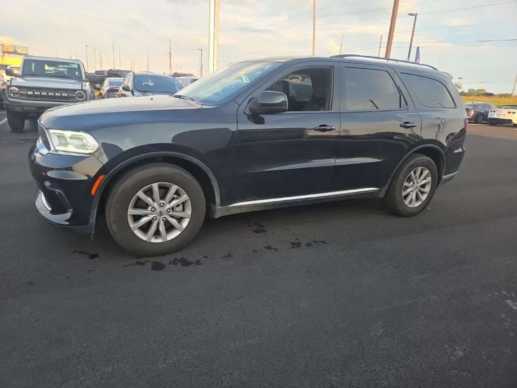 Used 2024 Blue Dodge SXT image 5
