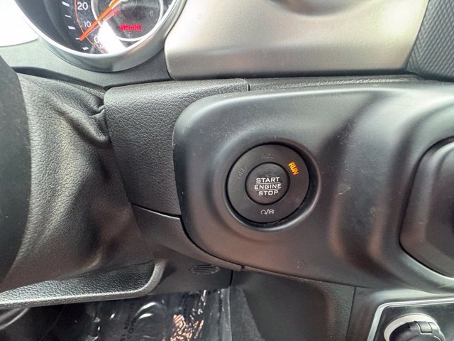 Used 2020 Gray Jeep Sport 4x4 image 38