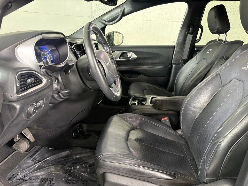 Used 2020 Black Chrysler Touring L Plus image 19