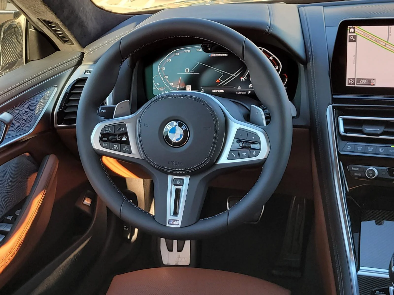 2026 BMW 8 Series M850i - Photo 32