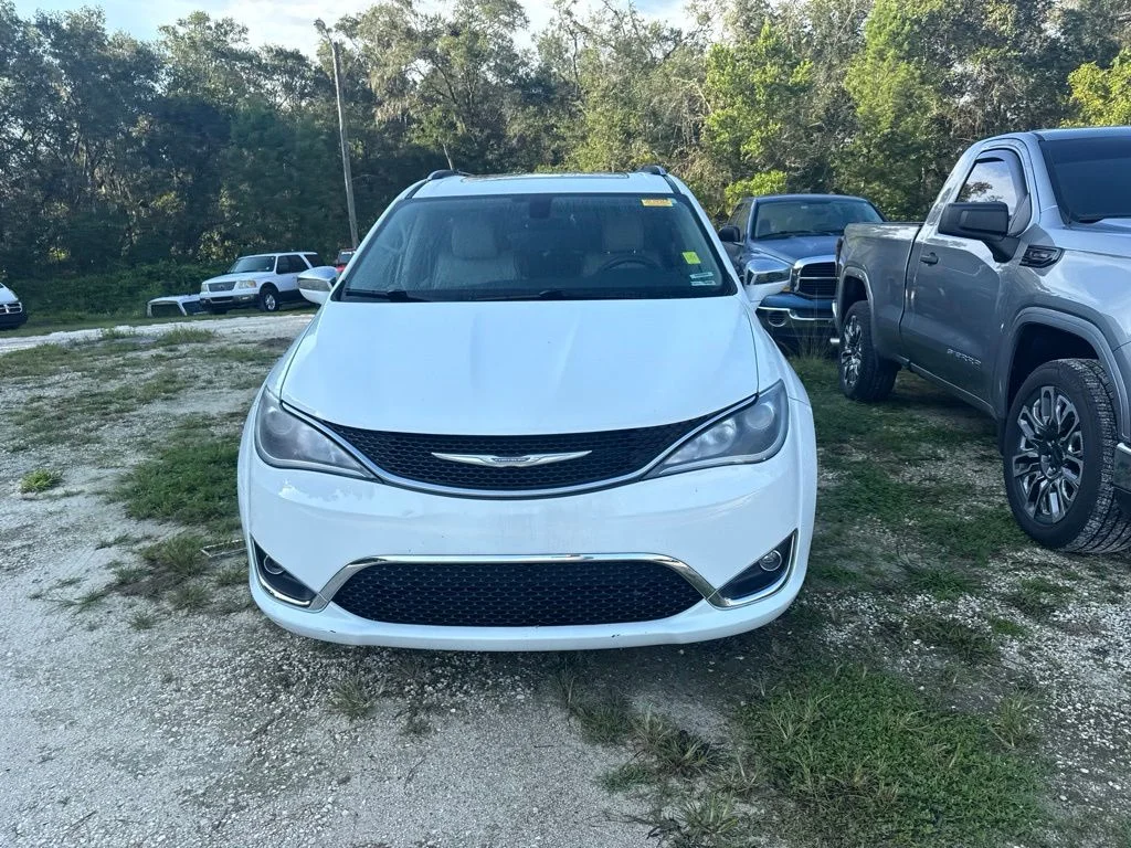 Certified 2017 Chrysler Pacifica Limited with VIN 2C4RC1GG4HR762904 for sale in Inverness, FL