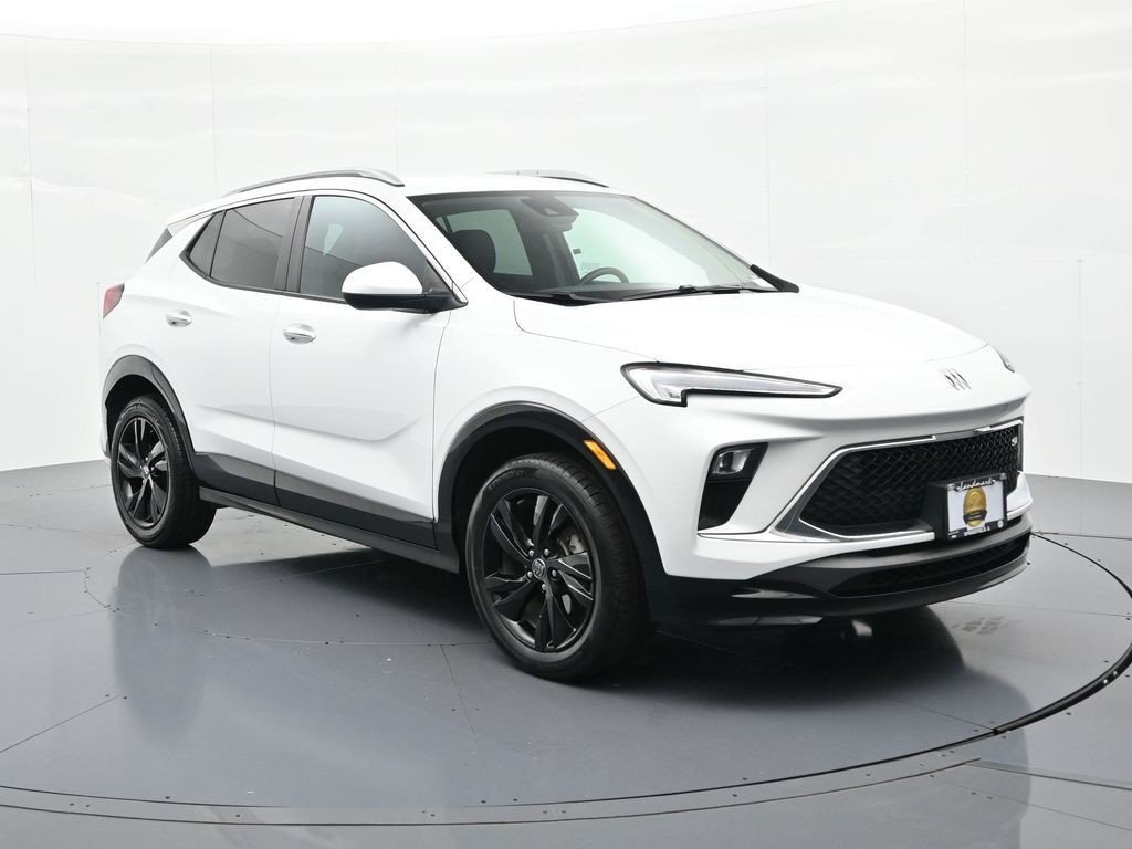 Used 2024 Summit White Buick AWD 4dr Sport Touring image 4