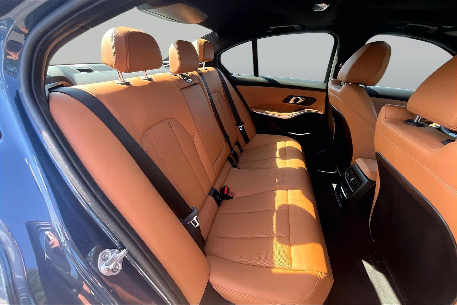 2025 BMW 3 Series 17