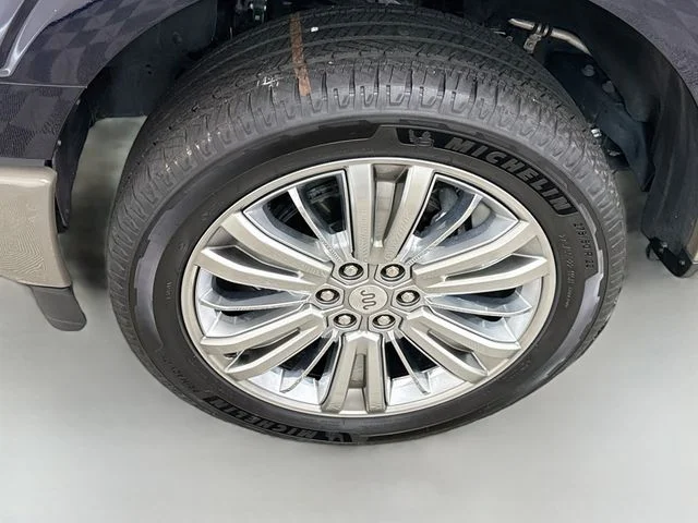 Used 2025 Blue Metallic Ford King Ranch image 33