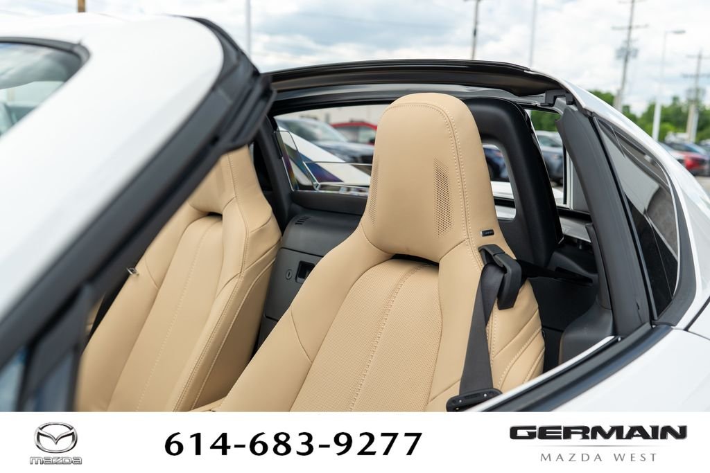 New 2026 Snowflake White Pearl Mazda Grand Touring image 23