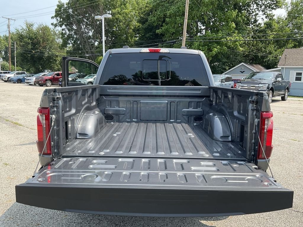 New 2026 Gray Ford XLT image 23