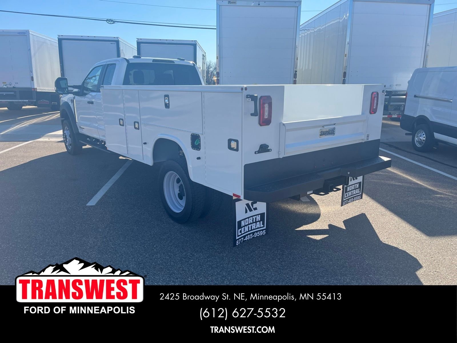 New 2025 Oxford White Ford F-550® XL image 5