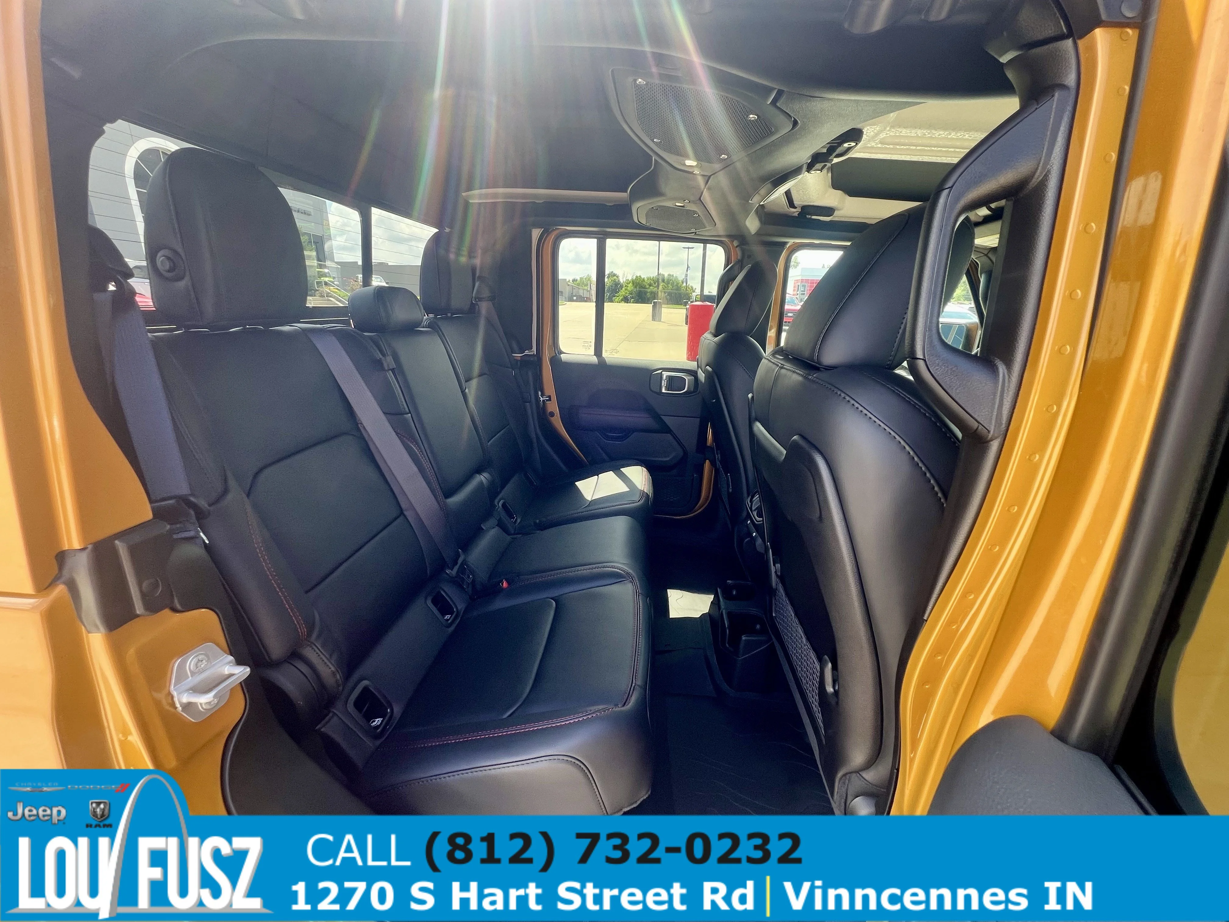 New 2026 Goldilocks Exterior Paint Jeep Rubicon X image 17