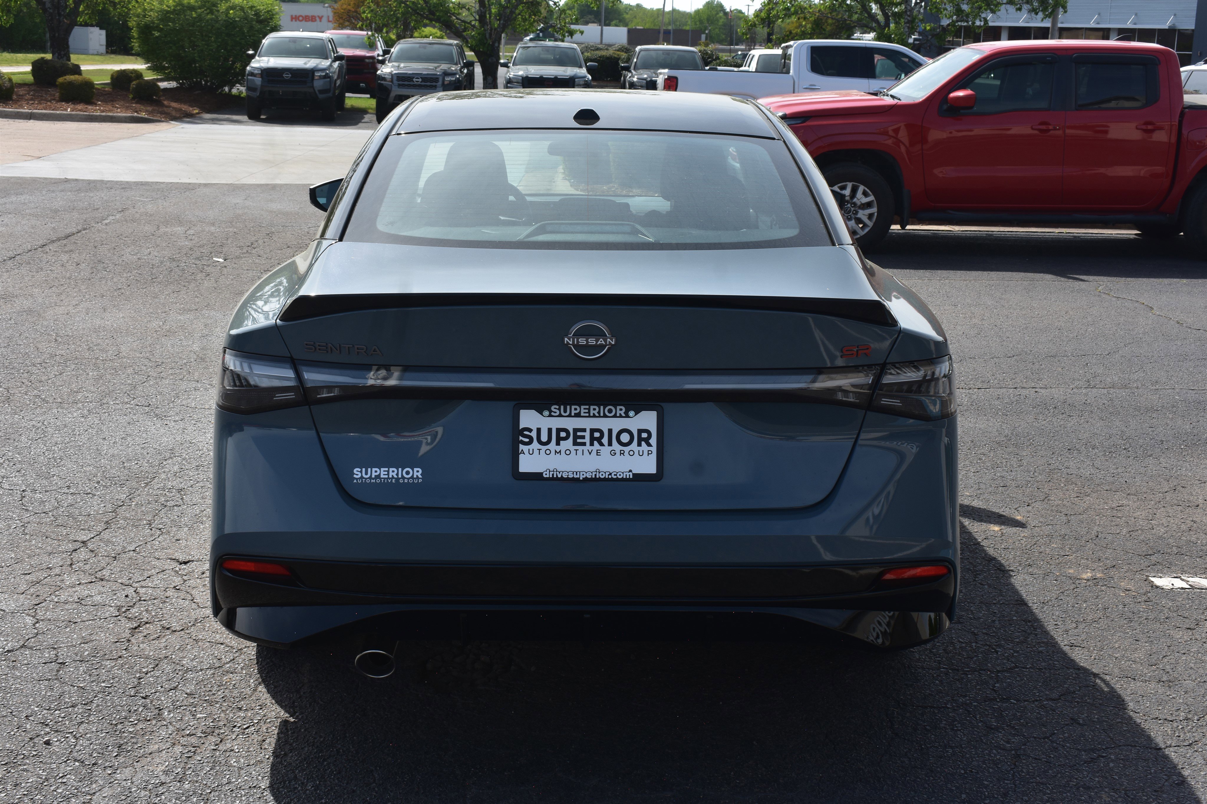New 2026 Atlantic Gray Metallic / Super Black Two-tone Nissan SR image 6