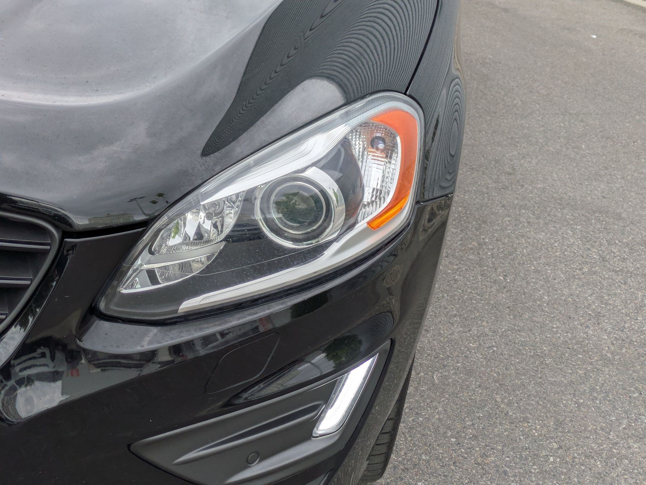 Used 2016 Onyx Black Metallic Volvo T6 R-Design Platinum image 9