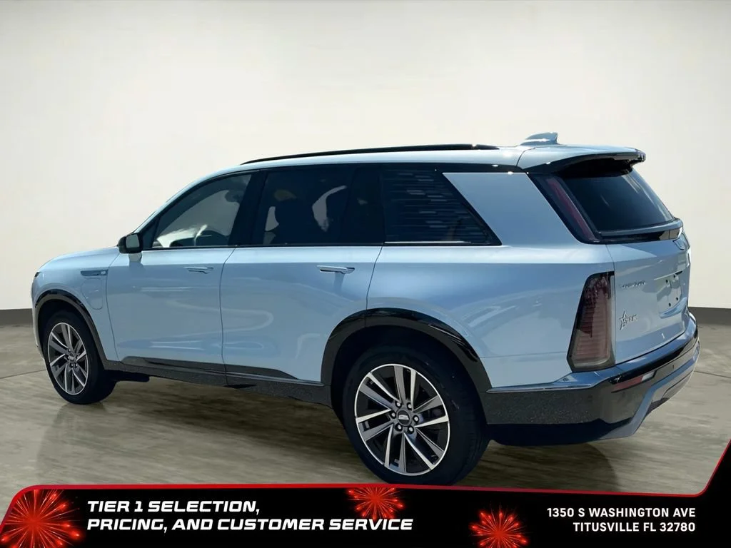 Used 2026 Nimbus Metallic Cadillac Sport image 5