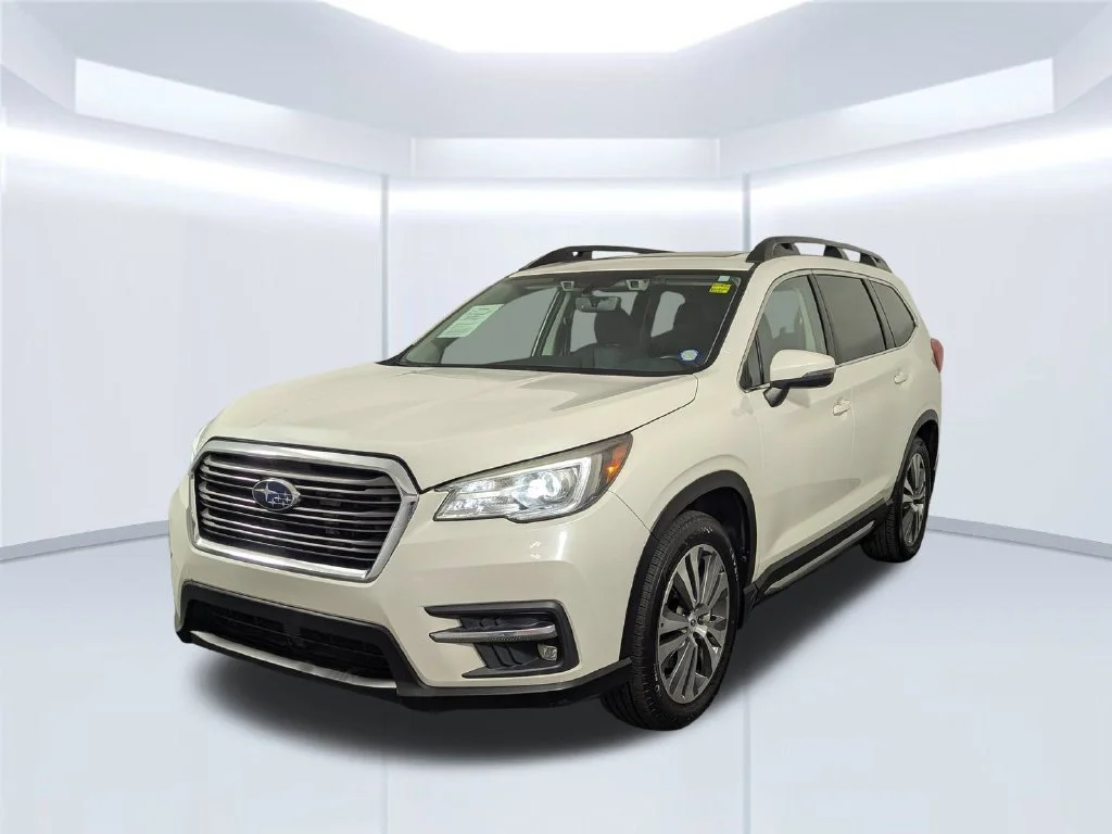 Used 2020 White Subaru Limited image 2
