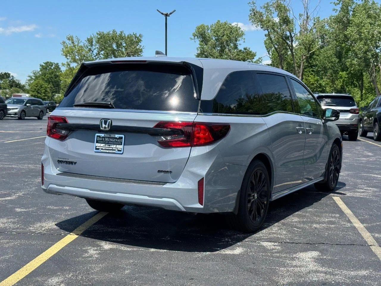 2026 Honda Odyssey Sport L - Photo 4