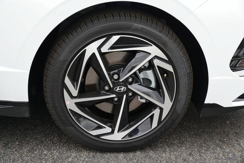 New 2026 Serenity White Hyundai SEL Sport image 6
