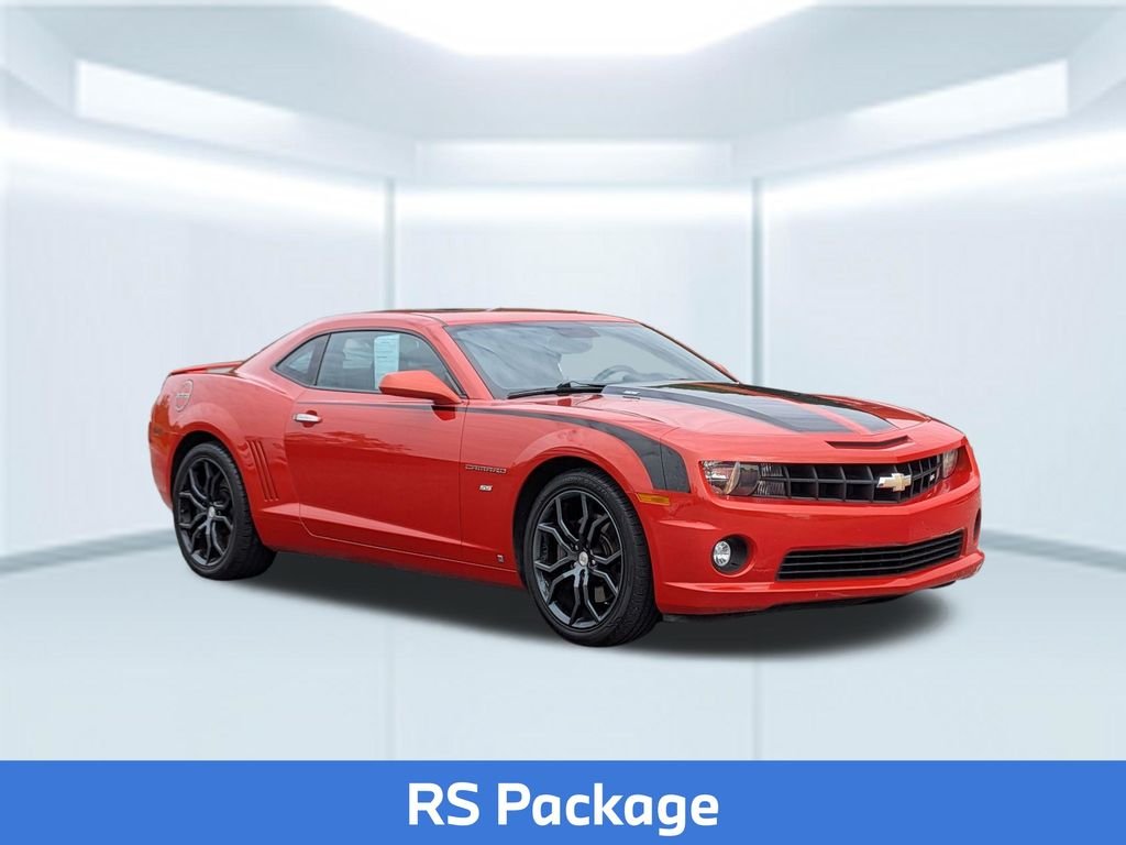 Used 2010 Red Chevrolet SS image 10