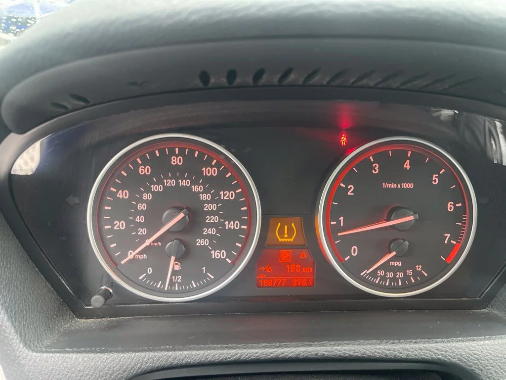 Used 2013 Black BMW xDrive50i image 9