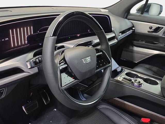 New 2027 Vibrant White Tricoat Cadillac Luxury image 12