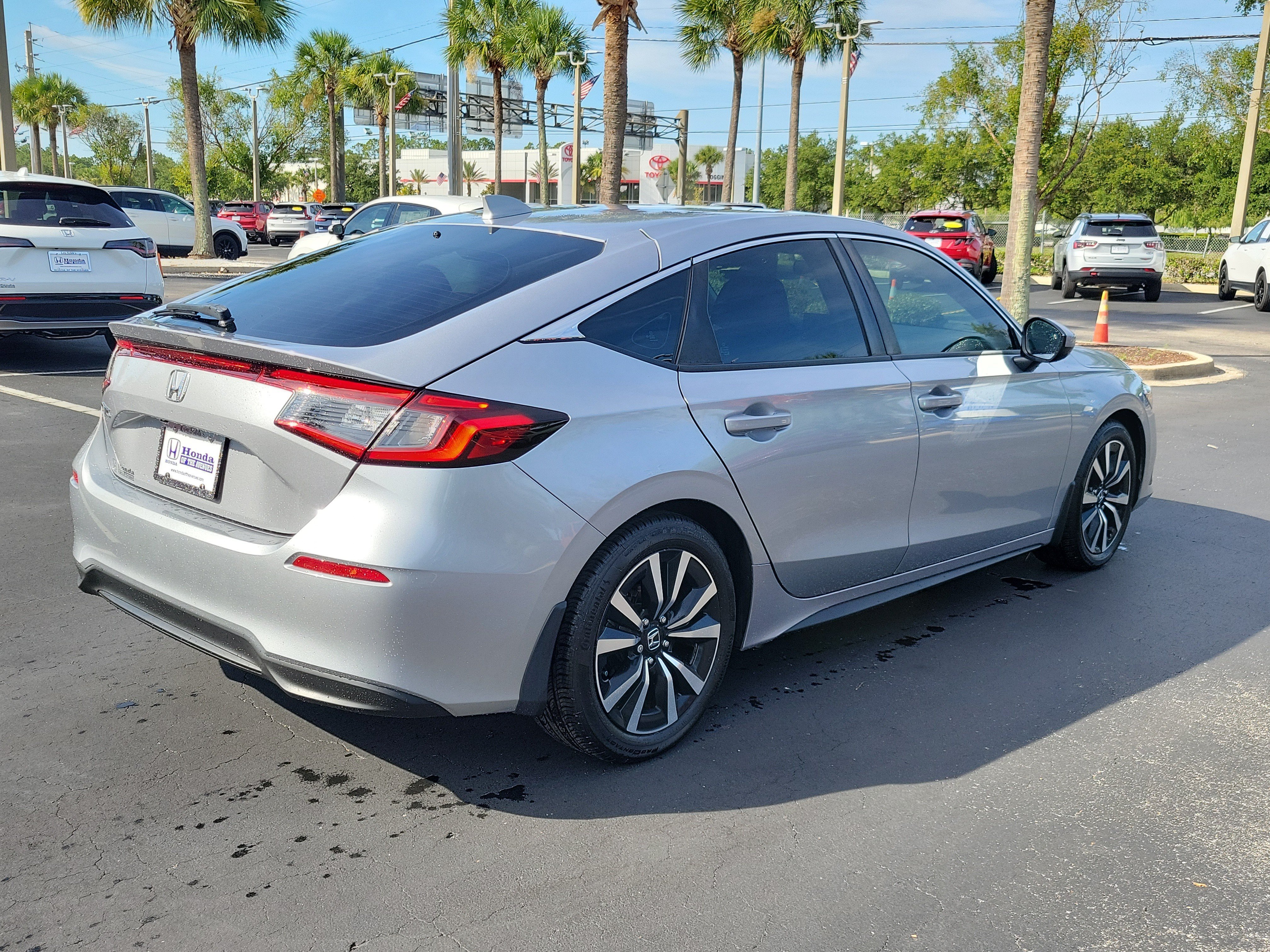2022 Honda Civic Hatchback EX-L - Photo 39
