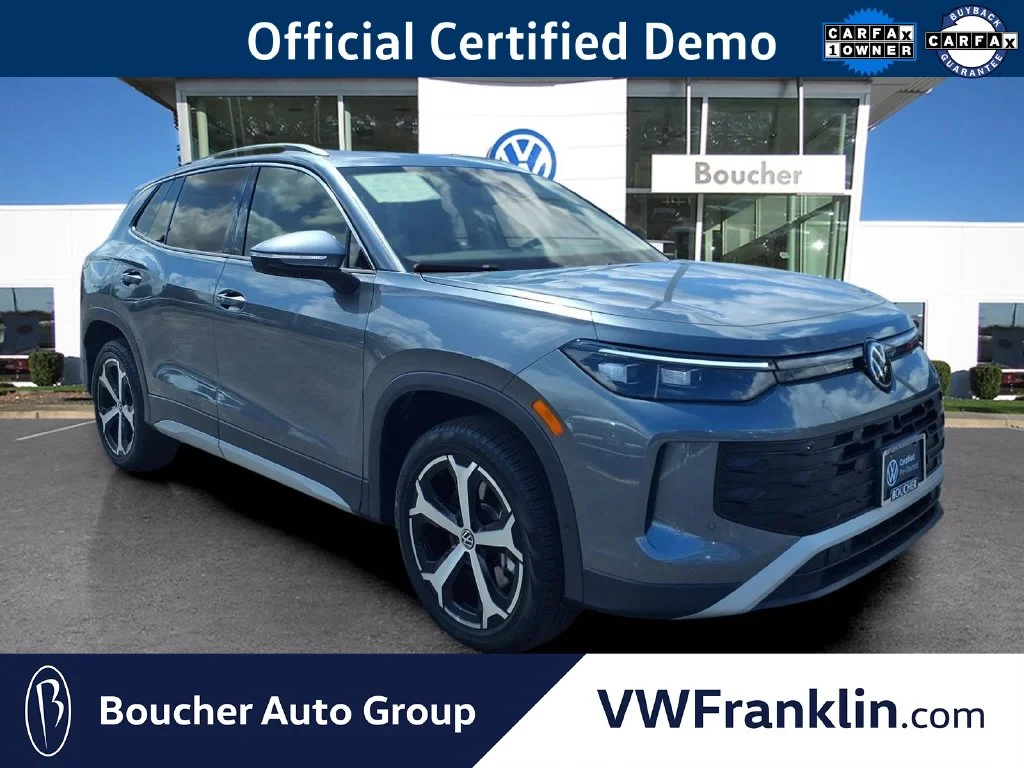 Certified Used 2026 Platinum Gray Volkswagen SE image 1