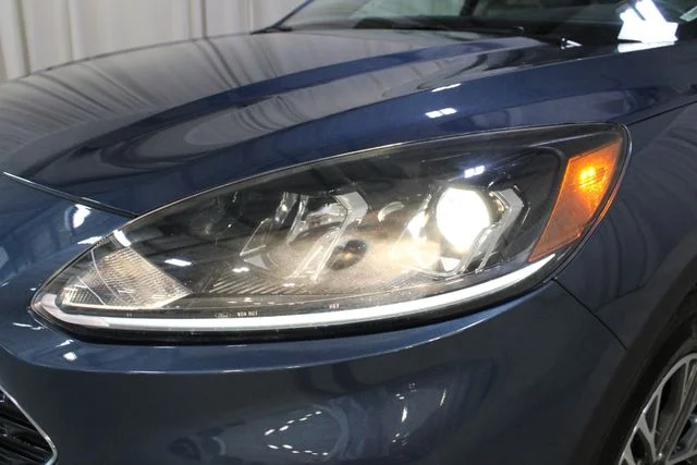Used 2020 Blue Ford SEL image 35
