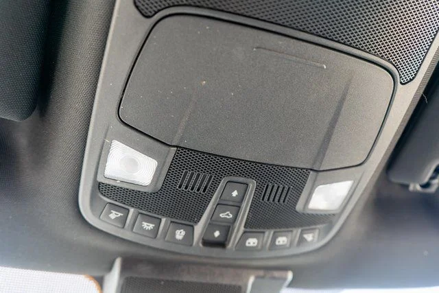 Used 2022 White Ford Lariat image 38