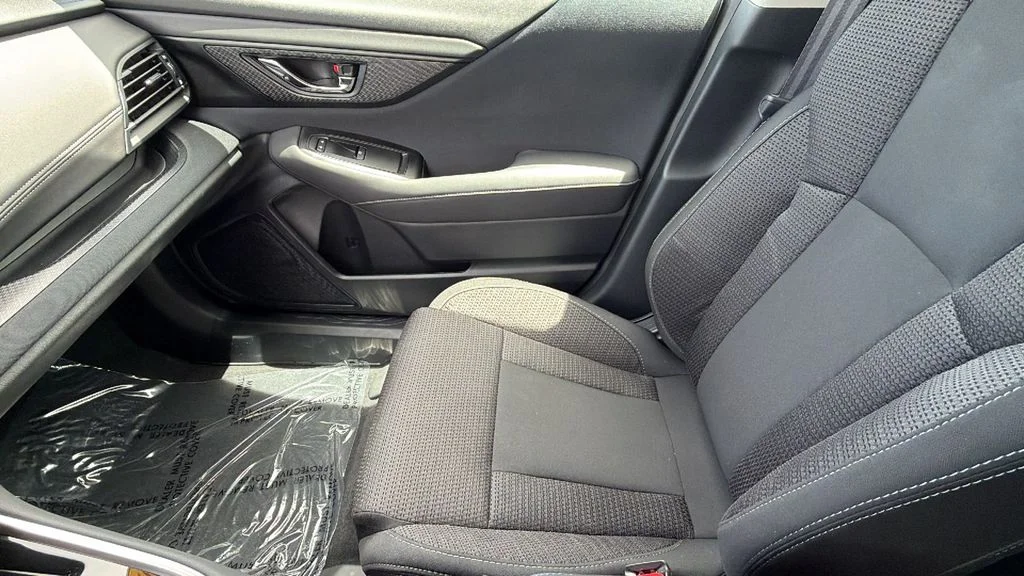 Used 2025 Crystal White Pearl Subaru Premium image 12