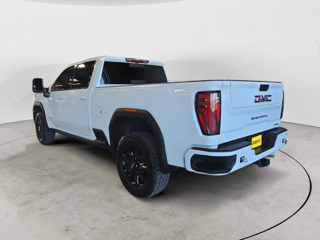 Used 2025 Summit White GMC AT4 image 7