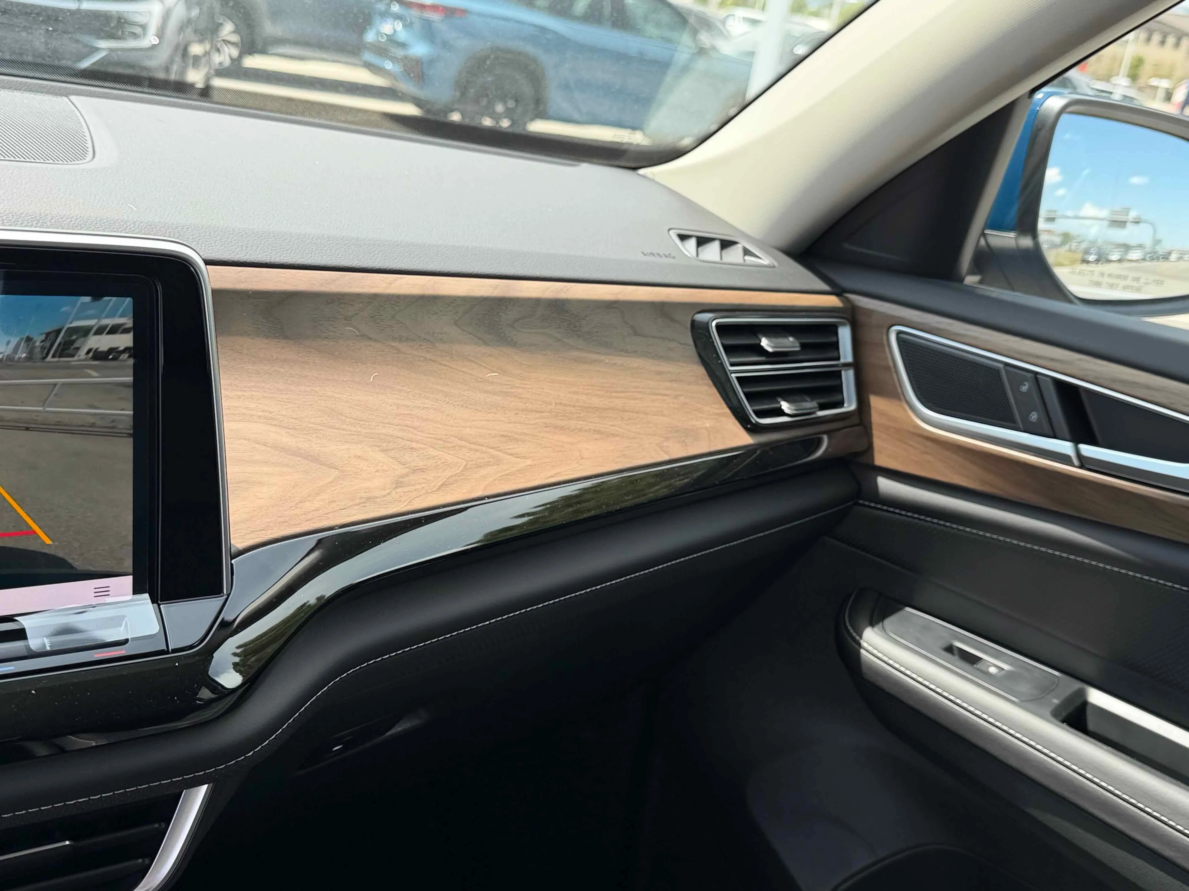 New 2026 Blue Volkswagen 2.0T SE w/Technology image 22