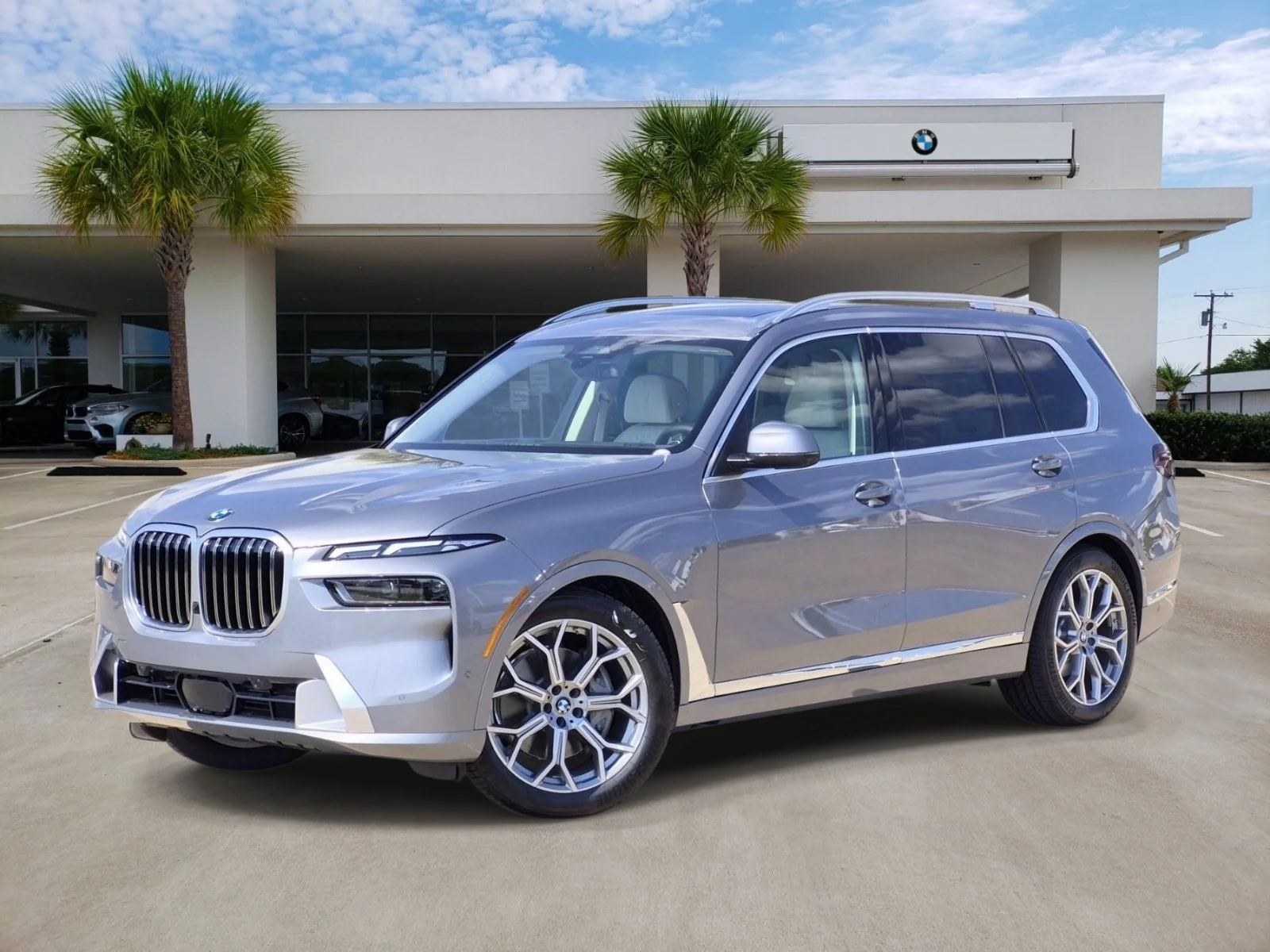 2027 BMW X7