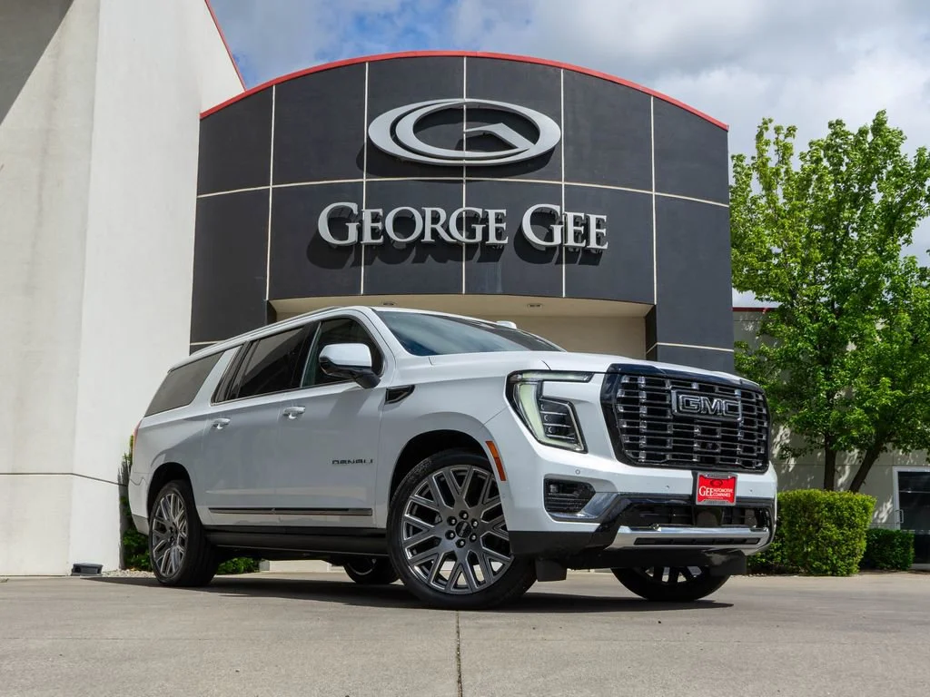 2026 GMC Yukon Denali Ultimate AWD's photo