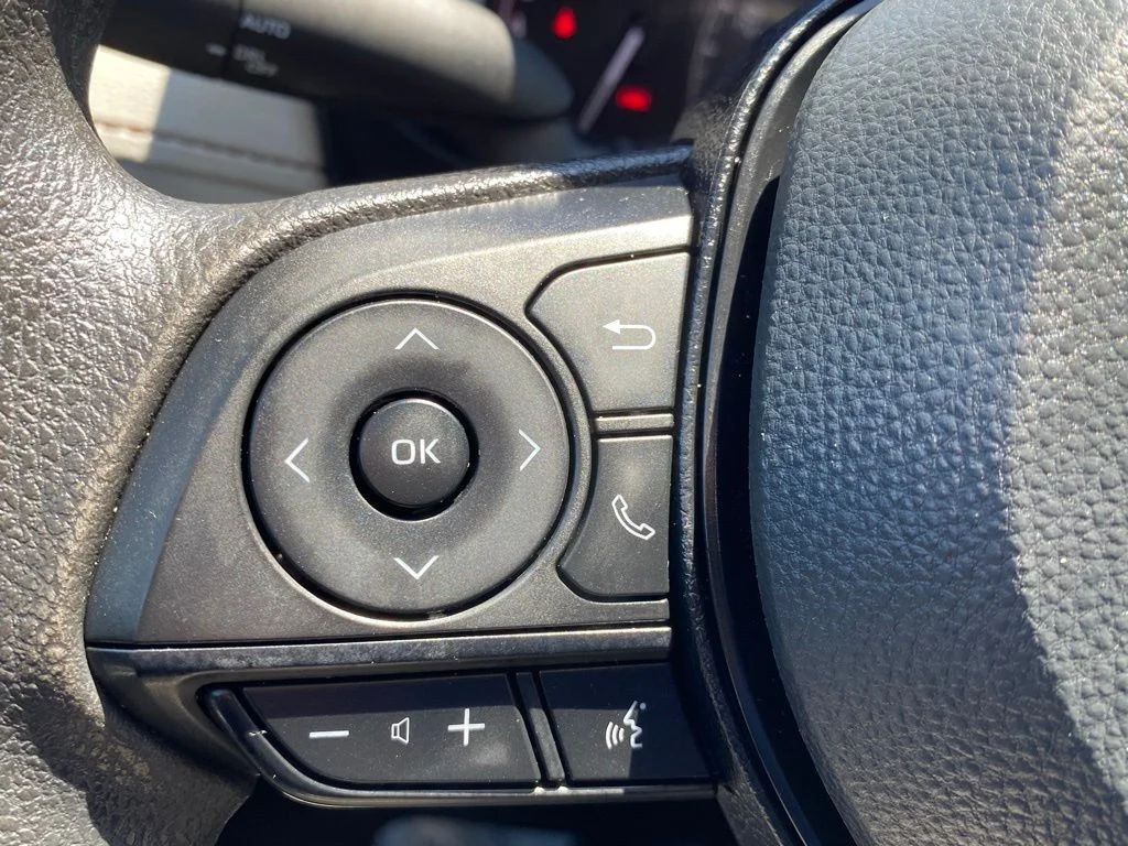 Used 2025 Silver Toyota XLE image 27