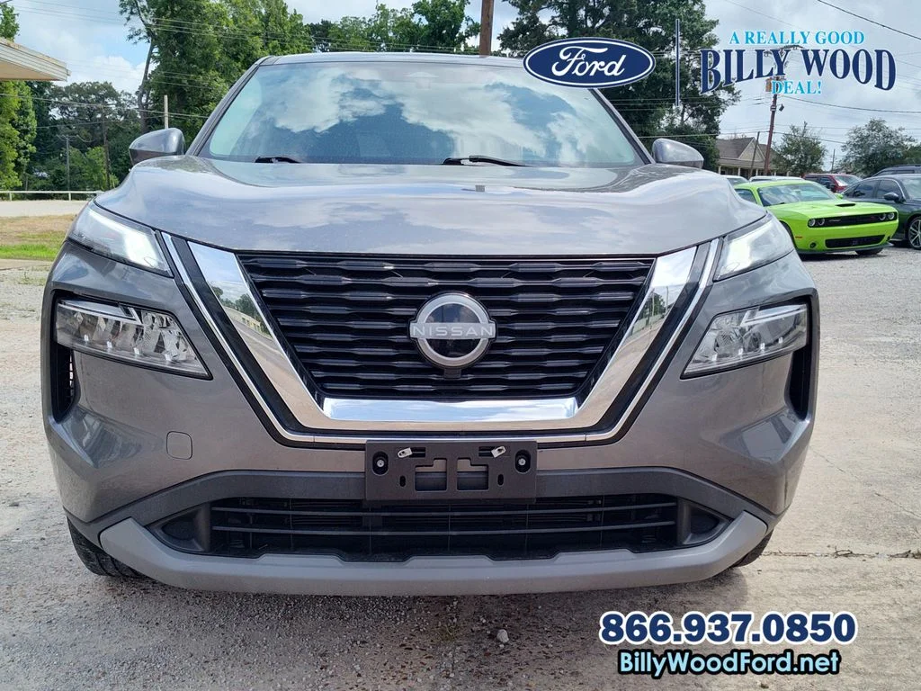 Used 2023 Gun Metallic Nissan SV image 10