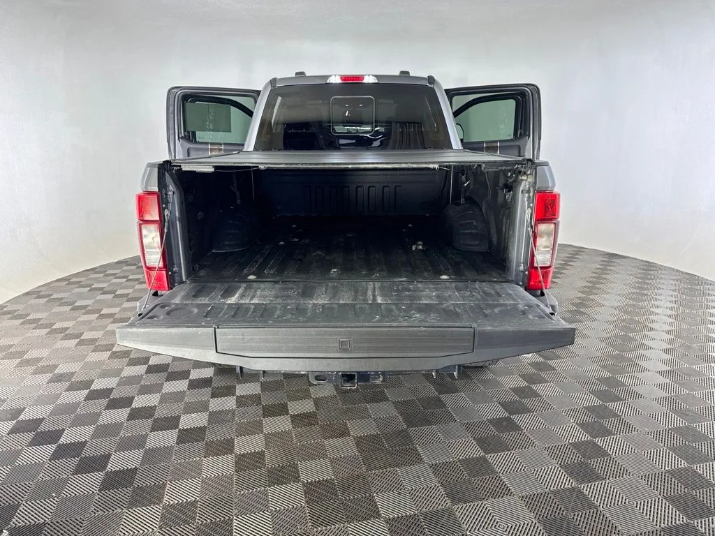 Used 2022 Gray Ford Lariat image 17