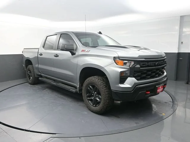 Used 2025 Gray Chevrolet Custom Trail Boss image 10