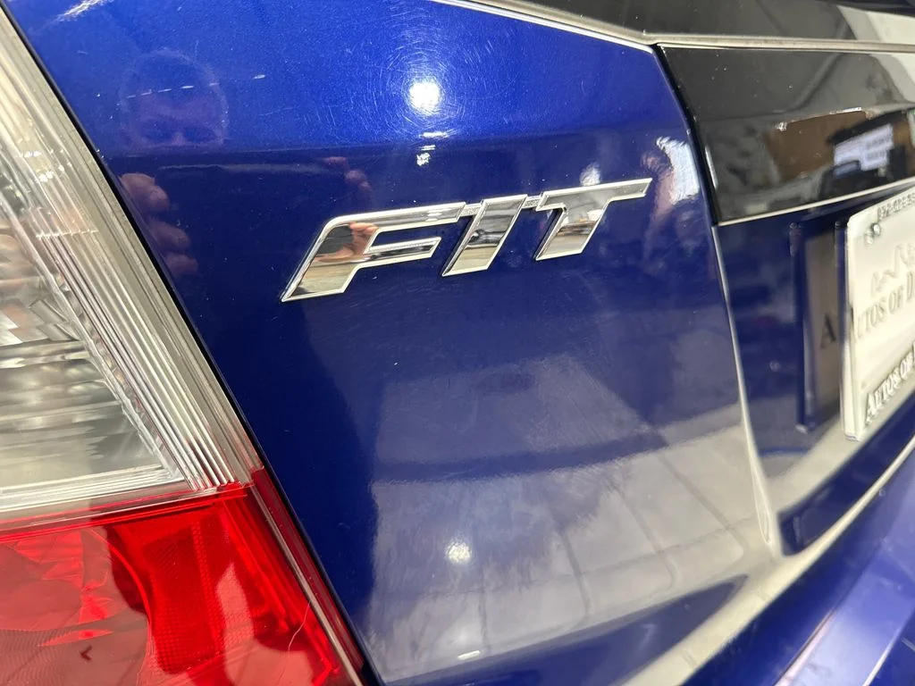 Used 2011  Honda Base image 23