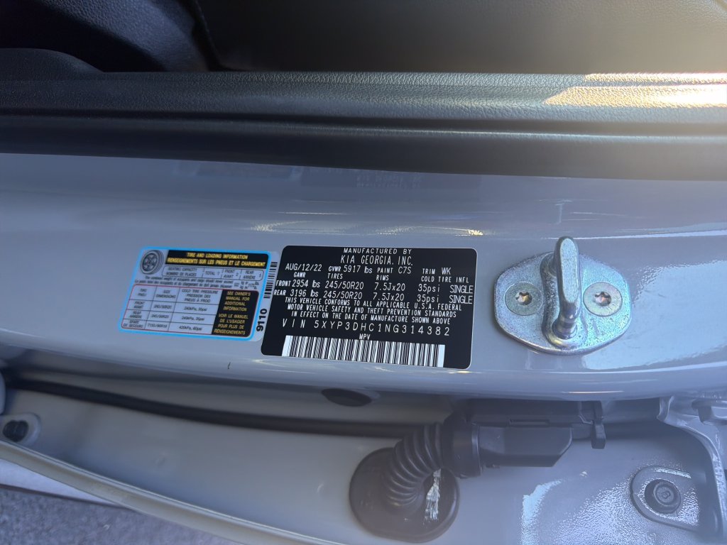 Used 2022 Gray Kia EX image 23