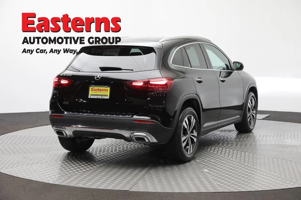 Used 2025 Black Mercedes-Benz GLA 250 image 5