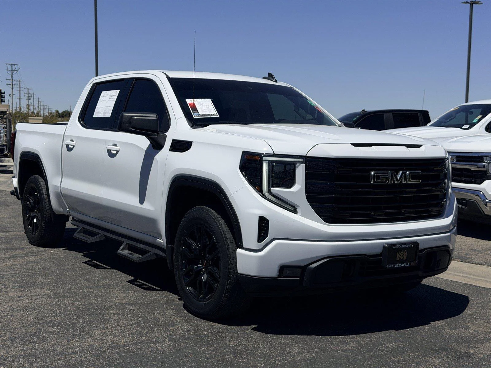 Used 2022 Summit White GMC Elevation image 1