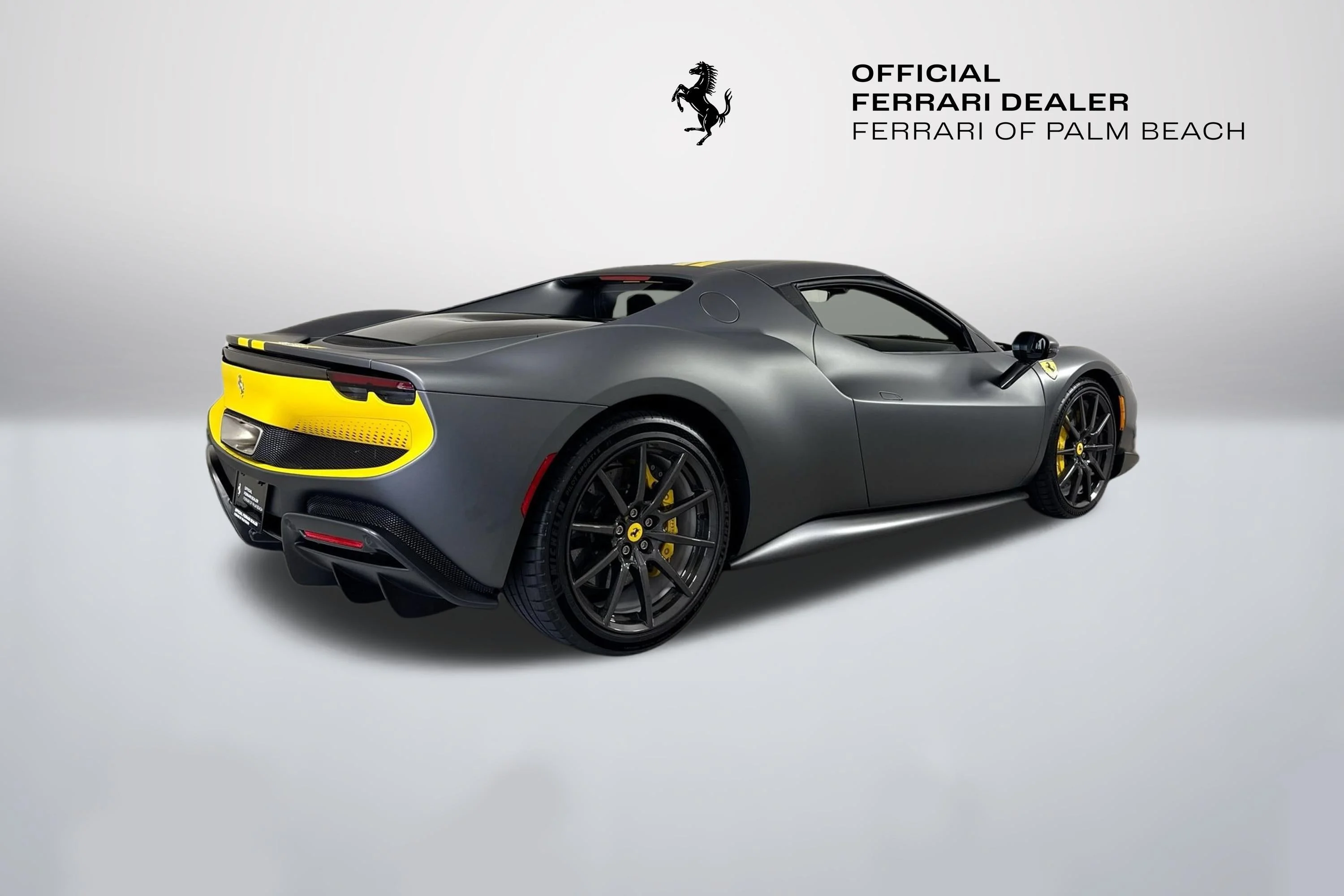 Certified Used 2022 Grigio Silverstone Opaco Ferrari Base image 7