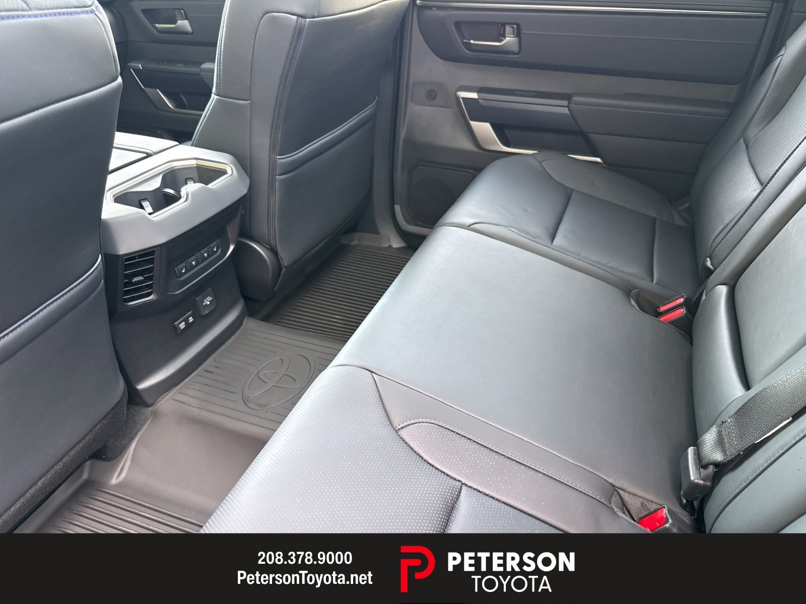 New 2026 Wind Chill Pearl Toyota Platinum image 11