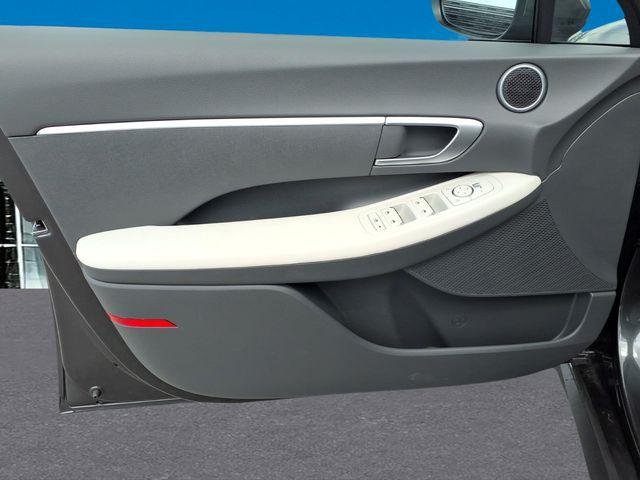 New 2026 Gray Hyundai SE image 15