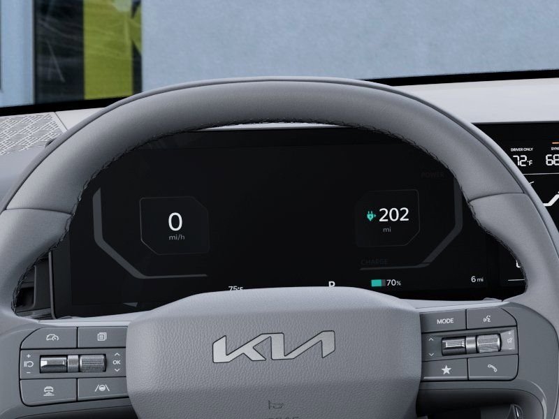 New 2026 Black Kia Wind image 21