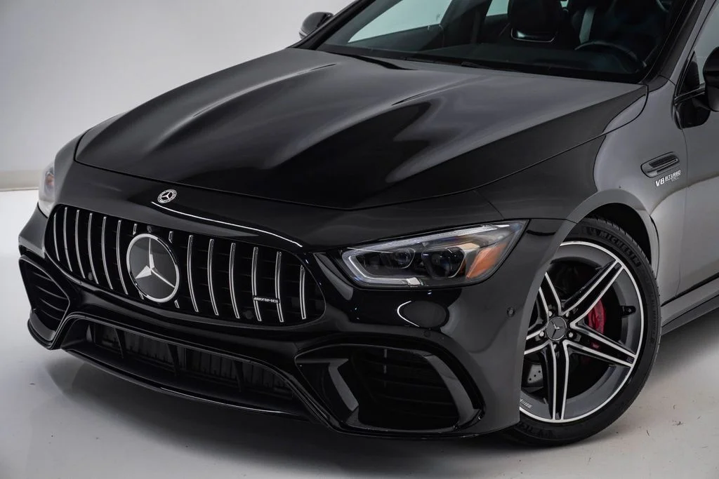 Used 2019 Obsidian Black Metallic Mercedes-Benz C4 image 4