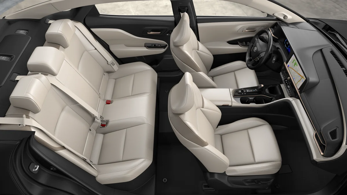2026 Toyota Crown Limited - Photo 34