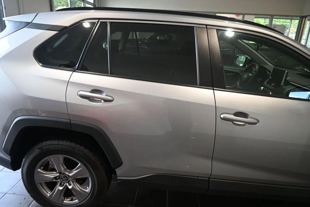 Used 2023 Silver Toyota XLE image 8