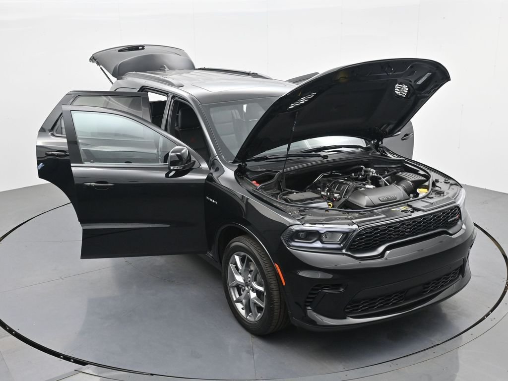 New 2026 Diamond Black Clear-Coat Exterior Paint Dodge GT Plus HEMI V8 image 44