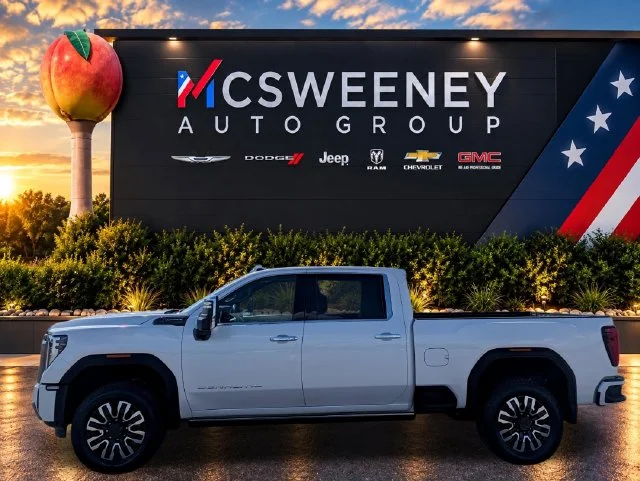Used 2024 White GMC Denali Ultimate image 2