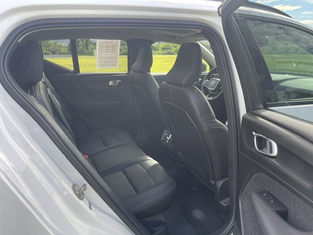 Used 2025 White Volvo Plus Dark Theme image 12