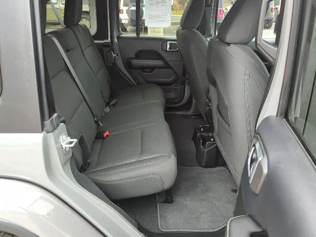 Used 2018 Gray Jeep Unlimited Sahara image 19