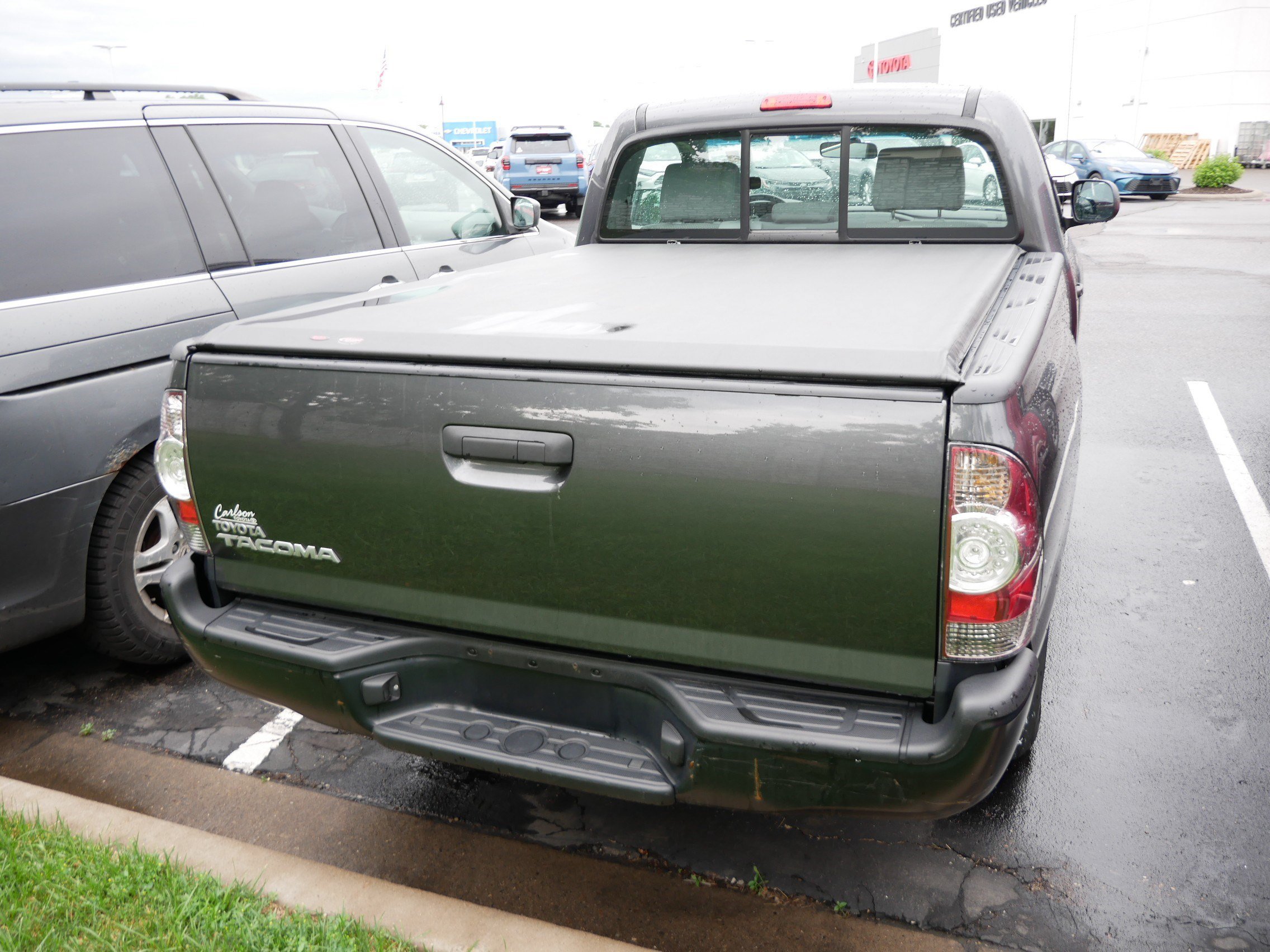 Used 2010 Magnetic Gray Metallic Toyota REG CAB 2WD AT image 4